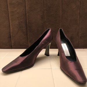 Bandolino chocolate shimmering heels